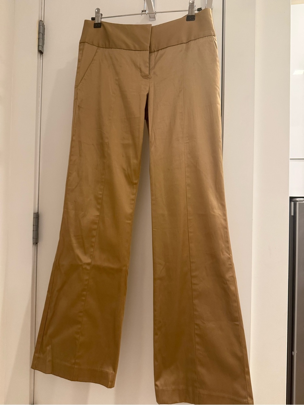 Express Stretch Wide-Leg Pants in Gold